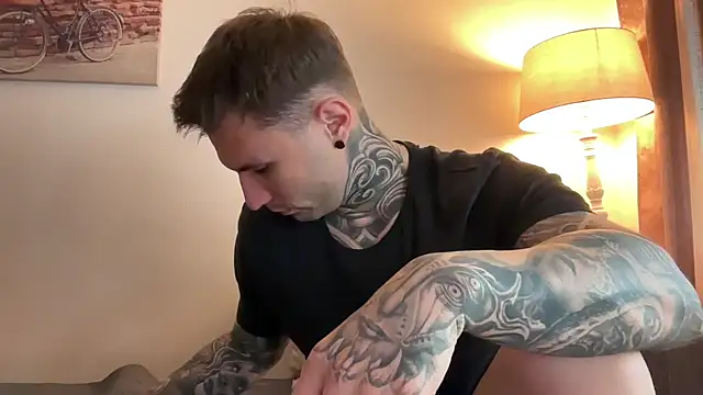 Larsskeet online show from October 15, 12:49 pm