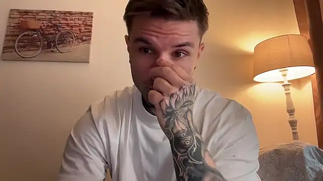 Larsskeet online show from October 22, 12:38 pm