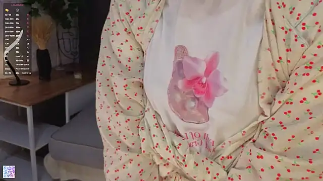 DelilahConsalvo online show from October 26, 4:18 am