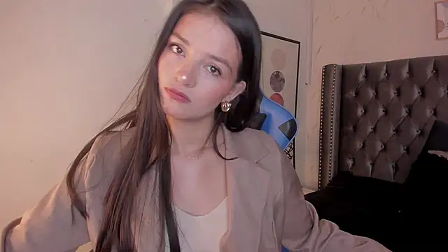 Snapshot of HaathorX chatting on December 2, 4:24 pm HaathorX online show from December 2, 4:24 pm