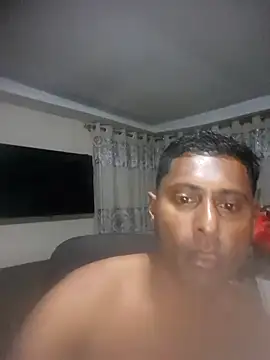 Snapshot of kingVibeX chatting on October 6, 8:06 pm kingVibeX online show from October 6, 8:06 pm