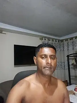 Snapshot of kingVibeX chatting on October 10, 8:52 pm kingVibeX online show from October 10, 8:52 pm