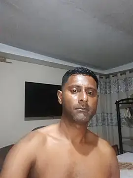 Snapshot of kingVibeX chatting on October 12, 7:46 pm kingVibeX online show from October 12, 7:46 pm