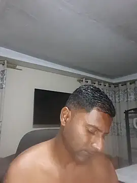 Snapshot of kingVibeX chatting on October 18, 9:48 pm kingVibeX online show from October 18, 9:48 pm