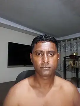 Snapshot of kingVibeX chatting on October 21, 7:58 pm kingVibeX online show from October 21, 7:58 pm