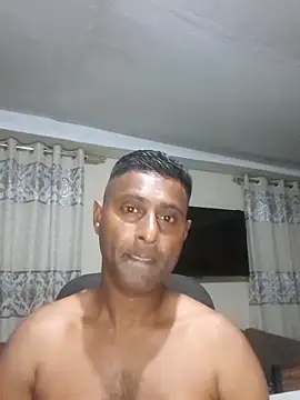 Snapshot of kingVibeX chatting on December 4, 9:34 pm kingVibeX online show from December 4, 9:34 pm