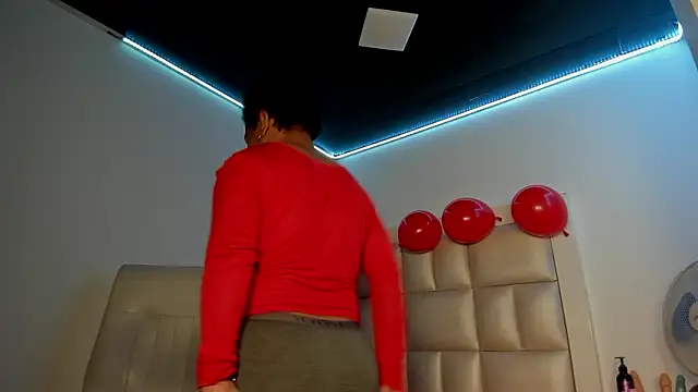 Snapshot of peyton__wat chatting on March 10, 12:32 pm peyton wat online show from March 10, 12:32 pm