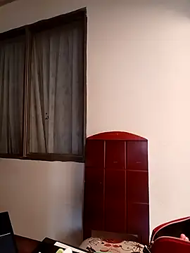 Snapshot of ANDREA-10_ chatting on October 7, 2:25 pm ANDREA-10 online show from October 7, 2:25 pm