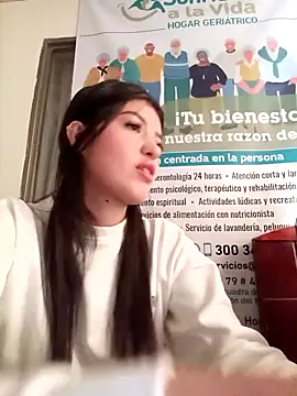 Snapshot of SALOME-28_ chatting on February 24, 4:38 pm SALOME-28 online show from February 24, 4:38 pm