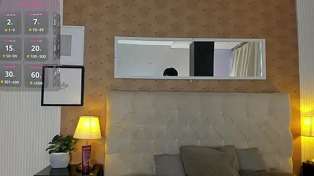 liam twiink online show from November 18, 7:51 pm