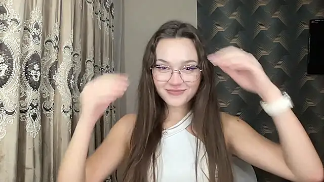 Alexa Singer online show from September 22, 3:36 pm