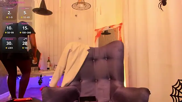 Snapshot of LolaJenkinss chatting on November 5, 1:11 pm LolaJenkinss online show from November 5, 1:11 pm