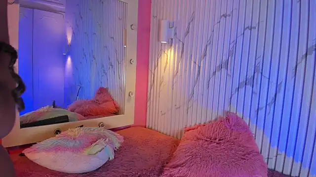 Missdionne curly online show from November 29, 10:51 am