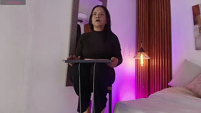 EvaGoddess  online show from March 26, 4:45 pm