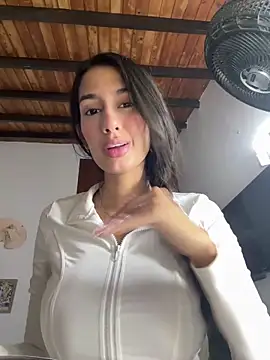 Julieta Duque online show from March 17, 4:06 am