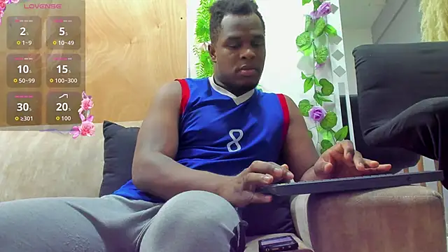 Snapshot of Amun_obsidian chatting on September 26, 12:20 pm Amun obsidian online show from September 26, 12:20 pm