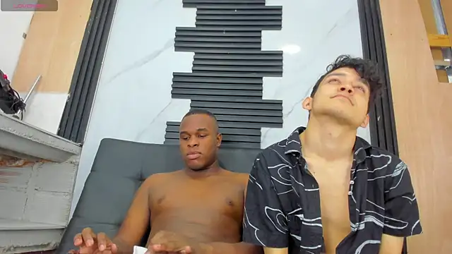 Snapshot of Amun_obsidian chatting on October 3, 12:35 pm Amun obsidian online show from October 3, 12:35 pm