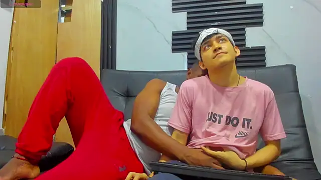 Snapshot of Amun_obsidian chatting on November 10, 12:15 pm Amun obsidian online show from November 10, 12:15 pm