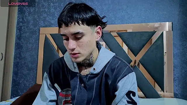 owen desmond online show from October 20, 2:56 am