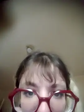 BlondieTami online show from April 30, 8:15 pm