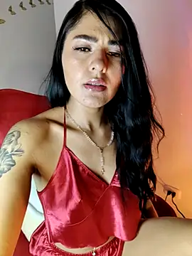 ValeNiitaLuv online show from May 1, 4:28 am