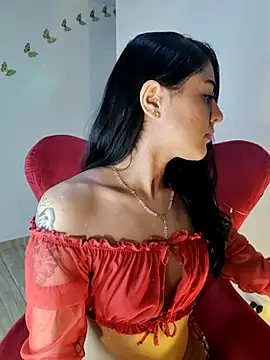 ValeNiitaLuv online show from May 14, 6:42 am