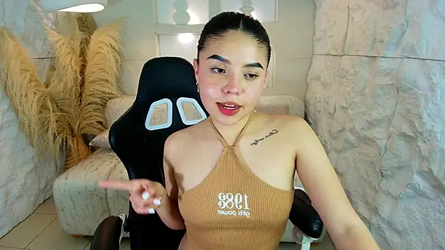 ambarina r online show from October 21, 3:07 am