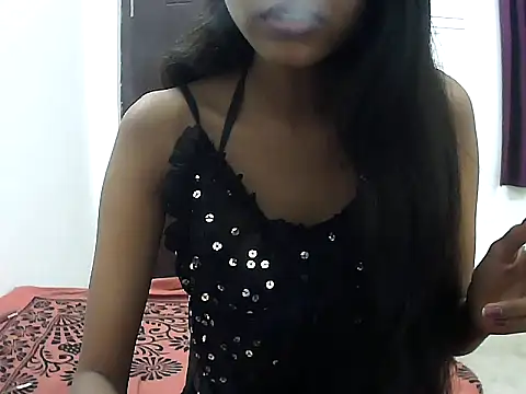 Snapshot of Hottie-rani chatting on November 15, 1:18 pm Hottie-rani online show from November 15, 1:18 pm