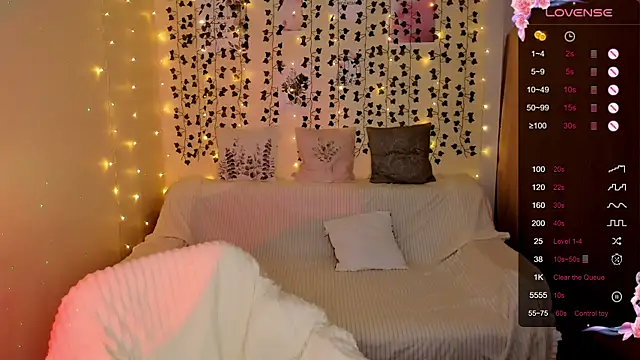 LinaBlossom  online show from November 23, 8:47 am