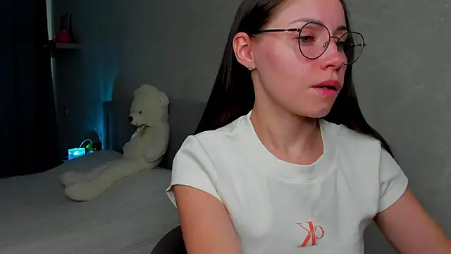 Snapshot of fun_nd_bun chatting on June 30, 1:01 pm fun nd bun online show from June 30, 1:01 pm