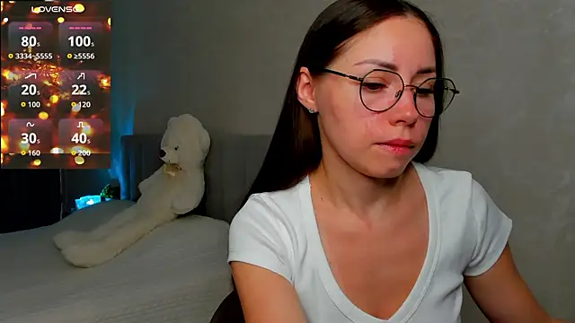 Snapshot of fun_nd_bun chatting on July 20, 2:37 am fun nd bun online show from July 20, 2:37 am