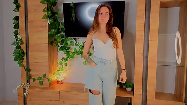 TiffanyBrooklin online show from September 23, 4:43 pm