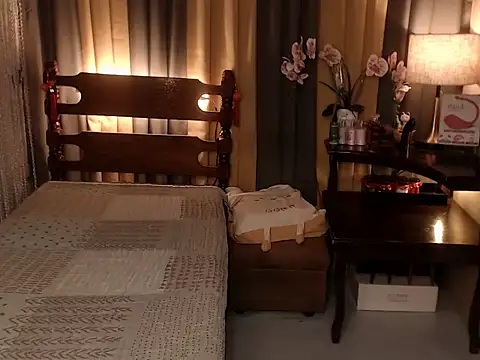 Jastine hunk online show from February 5, 4:06 am