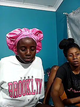 Snapshot of BlackPearl_19 chatting on January 17, 2:22 pm BlackPearl 19 online show from January 17, 2:22 pm