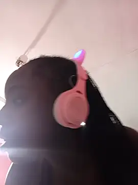 Snapshot of BlackPearl_19 chatting on March 3, 2:56 pm BlackPearl 19 online show from March 3, 2:56 pm