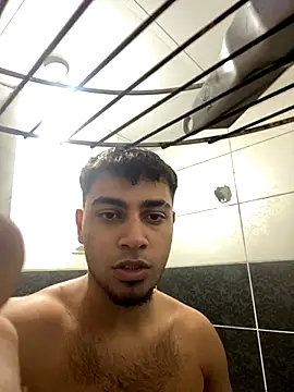 Snapshot of astoperaa chatting on October 3, 4:26 pm astoperaa online show from October 3, 4:26 pm