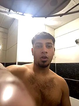 Snapshot of astoperaa chatting on October 21, 4:08 pm astoperaa online show from October 21, 4:08 pm