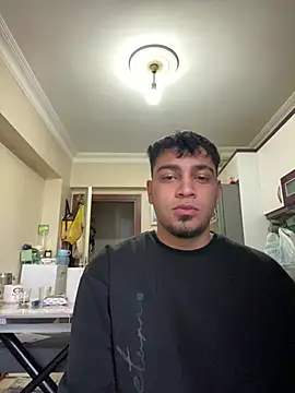 Snapshot of astoperaa chatting on January 17, 8:52 am astoperaa online show from January 17, 8:52 am