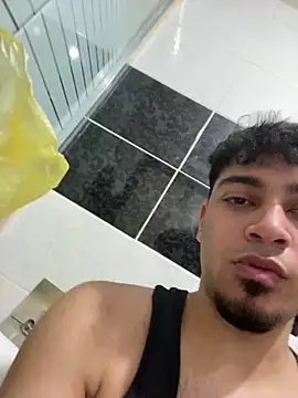 Snapshot of astoperaa chatting on March 15, 1:39 pm astoperaa online show from March 15, 1:39 pm