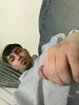 Snapshot of astoperaa chatting on March 25, 5:19 pm astoperaa online show from March 25, 5:19 pm