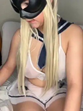 Snapshot of aliandmelisa chatting on February 15, 5:31 pm aliandmelisa online show from February 15, 5:31 pm