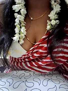 Snapshot of jasminetaml chatting on October 28, 6:10 pm jasminetaml online show from October 28, 6:10 pm