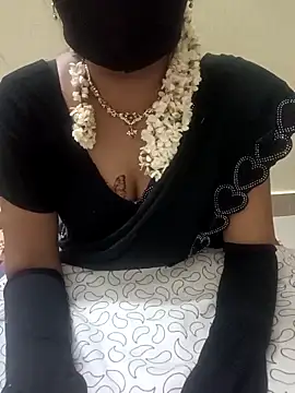 Snapshot of jasminetaml chatting on November 6, 8:10 pm jasminetaml online show from November 6, 8:10 pm