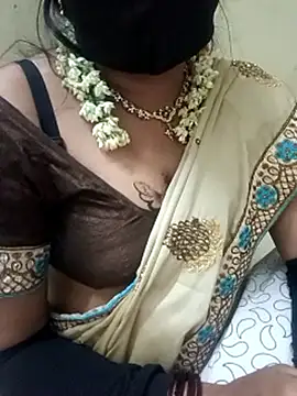 Snapshot of jasminetaml chatting on November 7, 9:59 pm jasminetaml online show from November 7, 9:59 pm