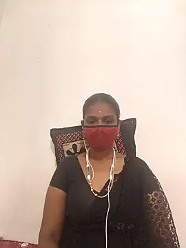 Snapshot of Tamil_Yalini12 chatting on February 20, 6:26 am Tamil Yalini12 online show from February 20, 6:26 am