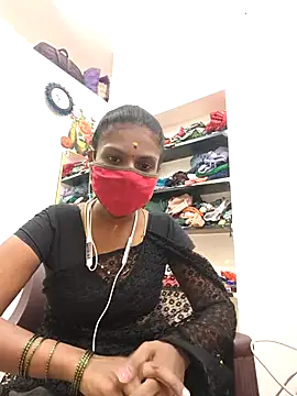 Snapshot of Tamil_Yalini12 chatting on February 22, 5:08 am Tamil Yalini12 online show from February 22, 5:08 am