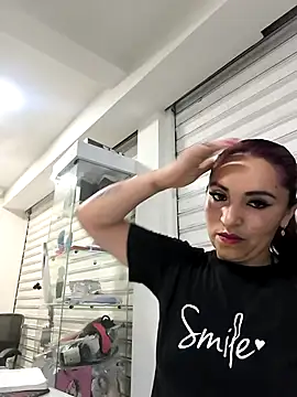 Snapshot of Alisson_Stonee chatting on April 12, 10:59 pm Alisson Stonee online show from April 12, 10:59 pm