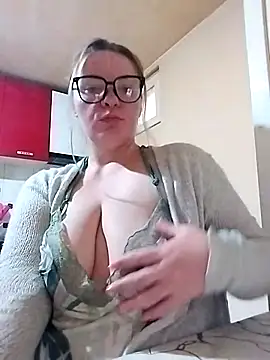 Mommygetnaughty online show from October 5, 1:42 pm