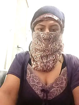 Shazfairy online show from February 7, 8:45 pm