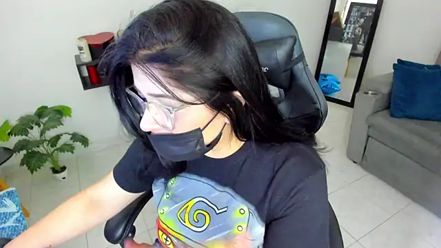 Snapshot of Miel_82 chatting on October 10, 12:26 pm Miel 82 online show from October 10, 12:26 pm